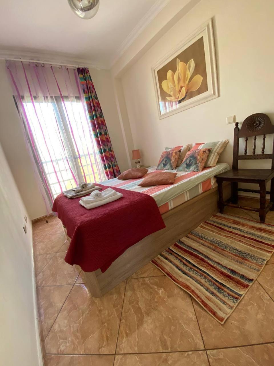 Guesthouse Milagre Centro ファロ エクステリア 写真