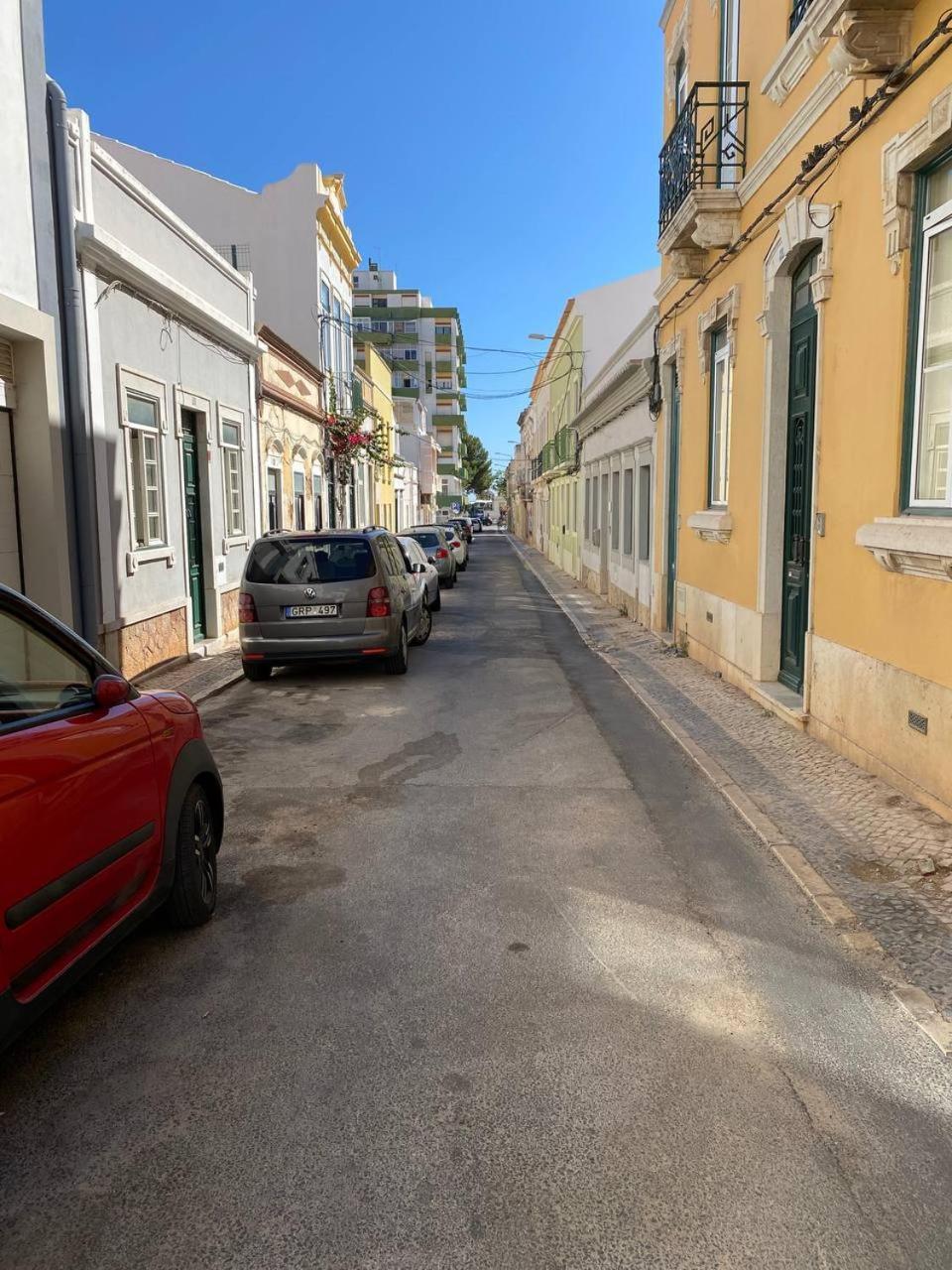 Guesthouse Milagre Centro ファロ エクステリア 写真