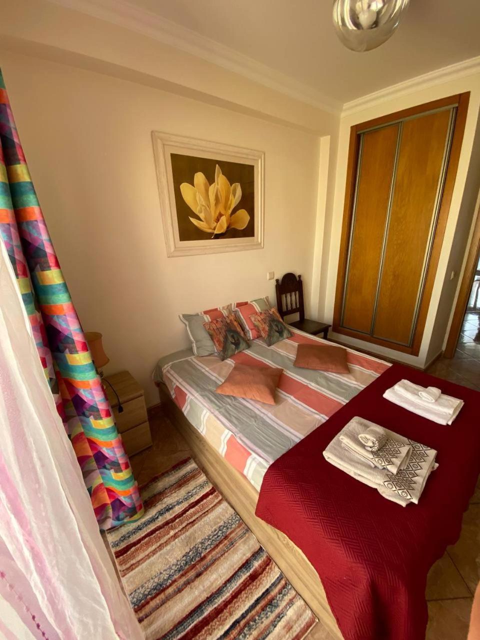 Guesthouse Milagre Centro ファロ エクステリア 写真
